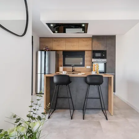 Andro Villa Makarska